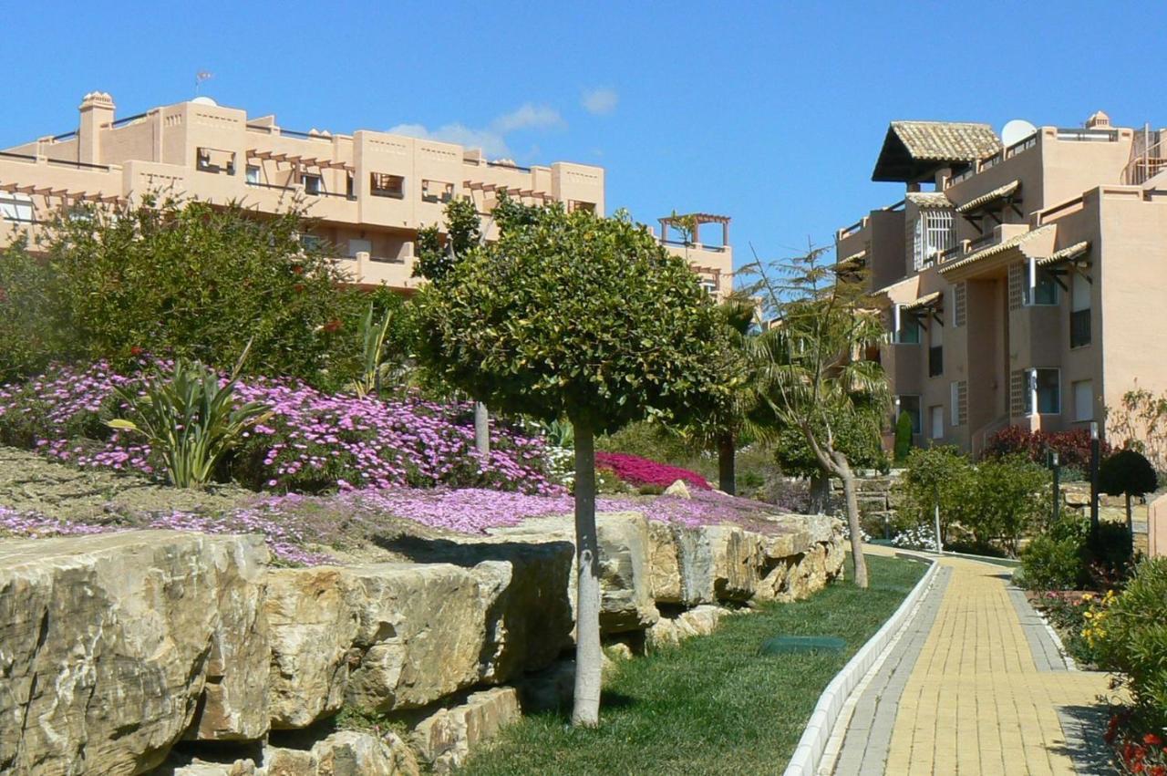 Penthouse With Roof Terrace, Bbq, Pool- And Sea Views Apartment Buenas Noches Exterior photo