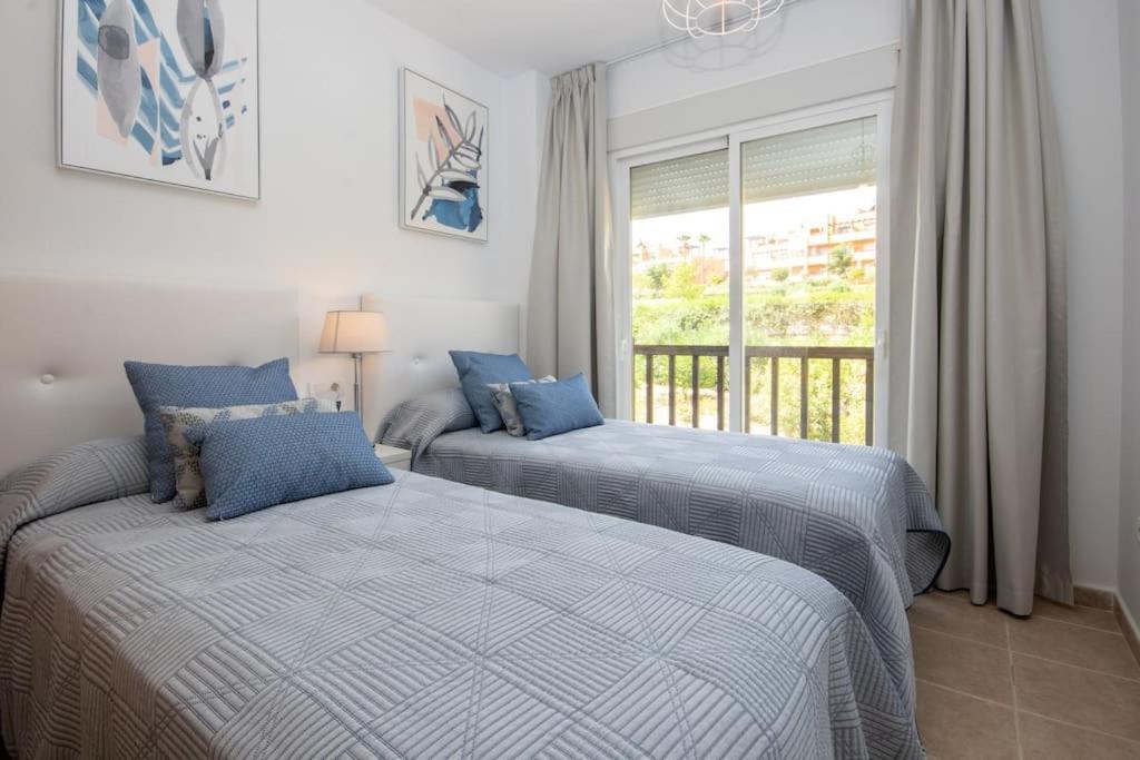 Penthouse With Roof Terrace, Bbq, Pool- And Sea Views Apartment Buenas Noches Exterior photo